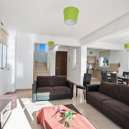 Avra Villas Paralimni Exteriér fotografie