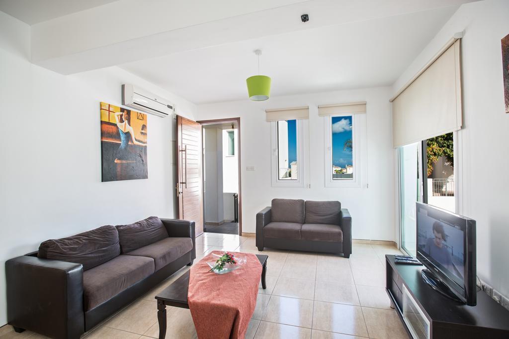 Avra Villas Paralimni Pokoj fotografie