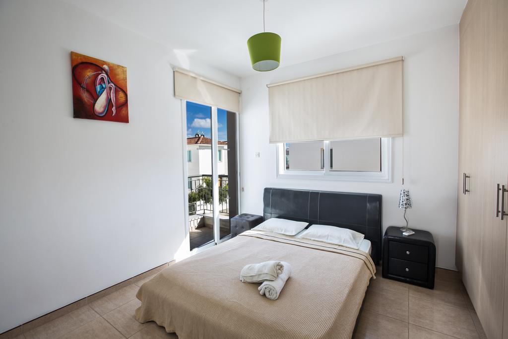 Avra Villas Paralimni Pokoj fotografie