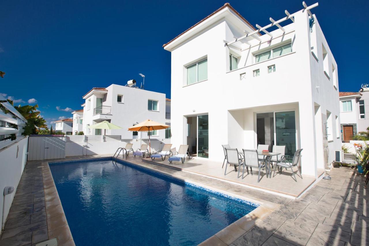 Avra Villas Paralimni Exteriér fotografie